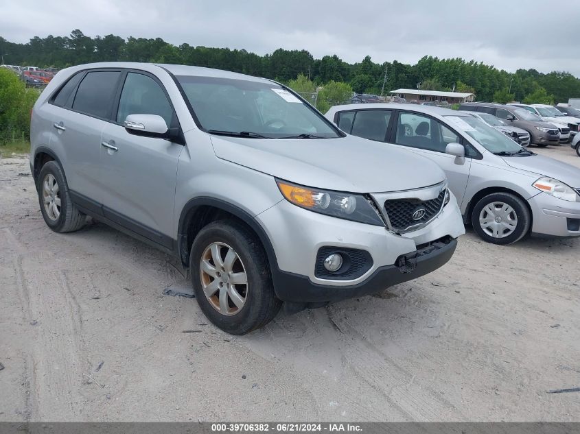 2013 KIA SORENTO LX