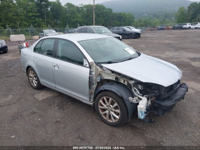 2010 VOLKSWAGEN JETTA LIMITED EDITION