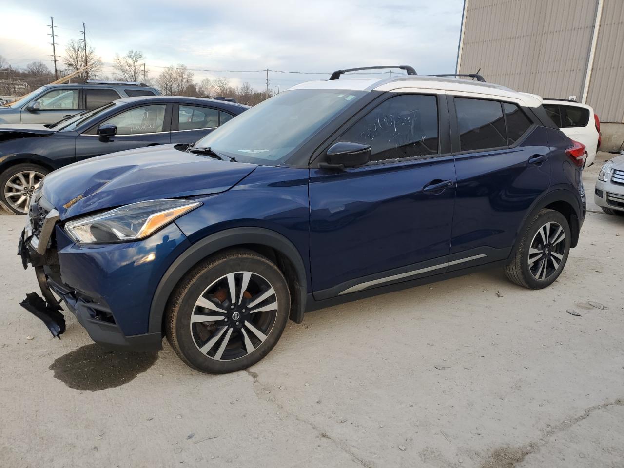 2019 NISSAN KICKS S