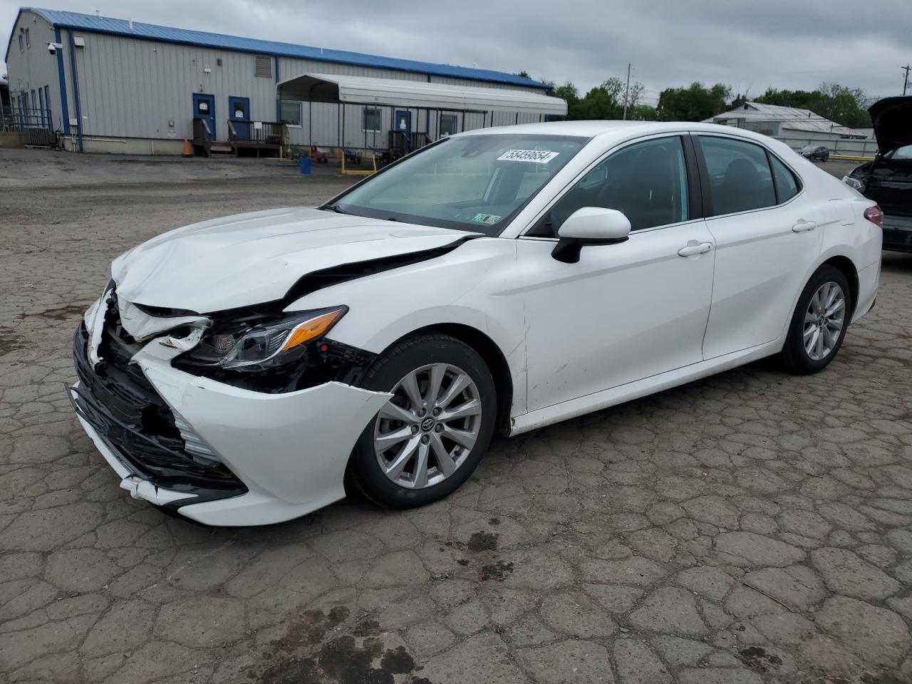 2020 TOYOTA CAMRY LE