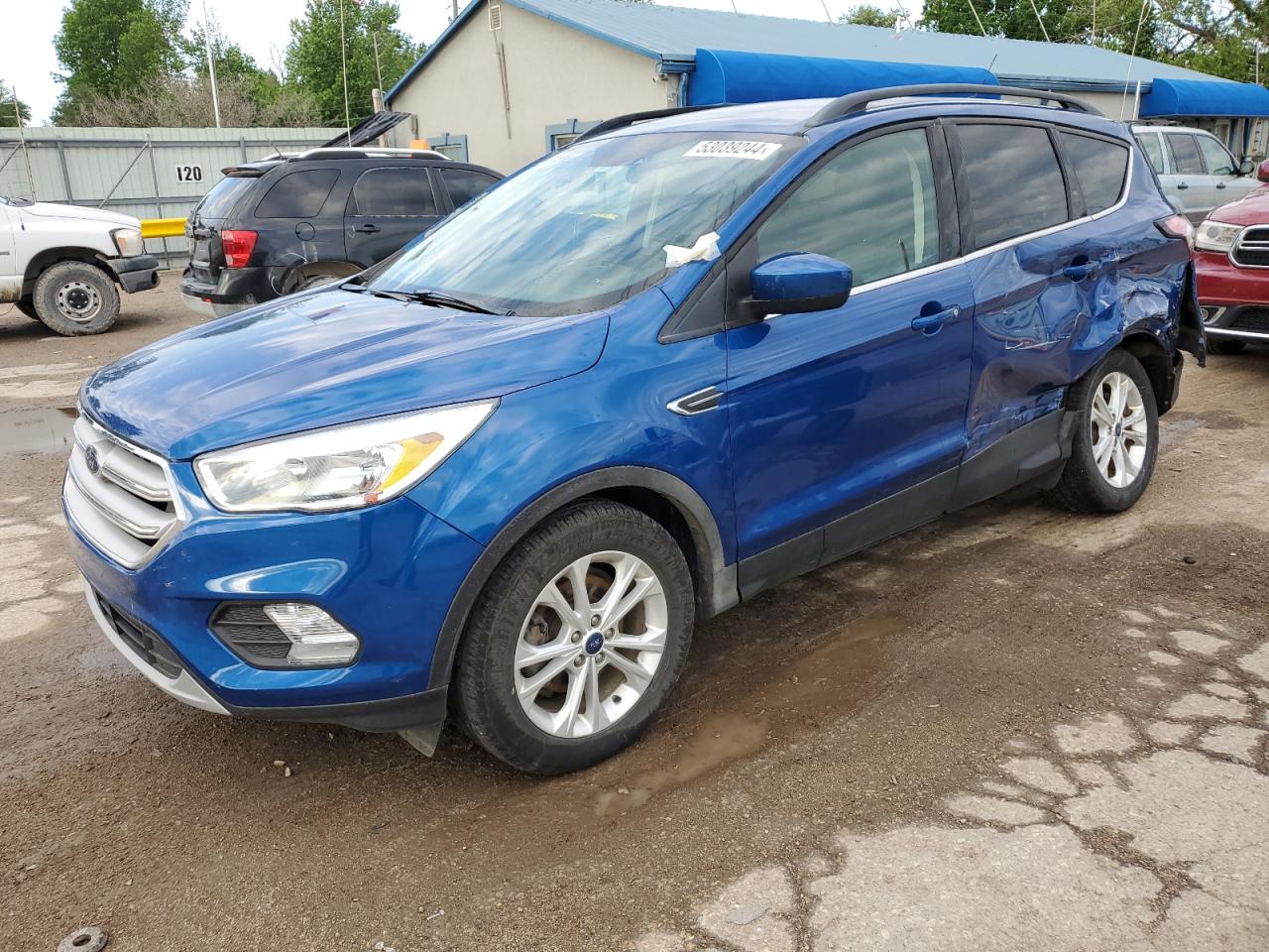 2018 FORD ESCAPE SE