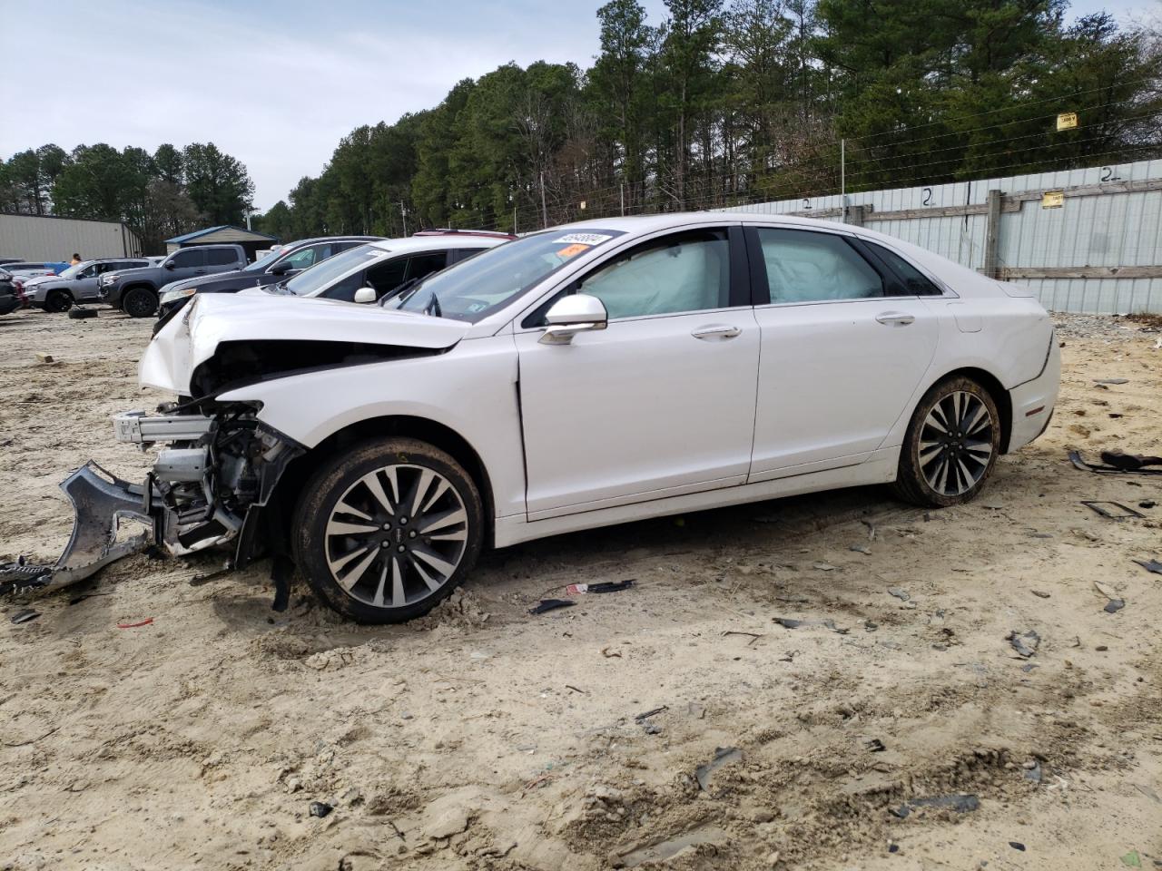 2017 LINCOLN MKZ RESERVE