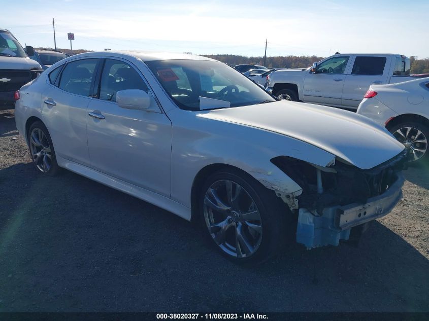 2011 INFINITI M37