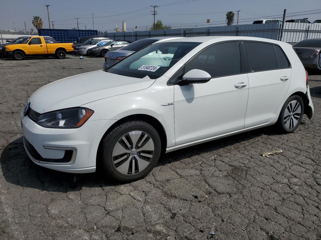 2016 VOLKSWAGEN E-GOLF SE