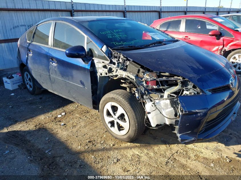 2014 TOYOTA PRIUS THREE