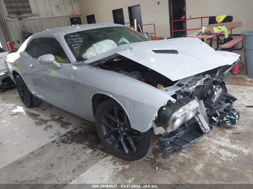 2020 DODGE CHALLENGER SXT