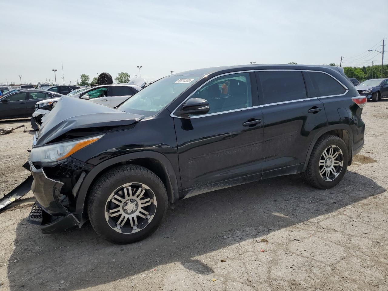 2015 TOYOTA HIGHLANDER LE