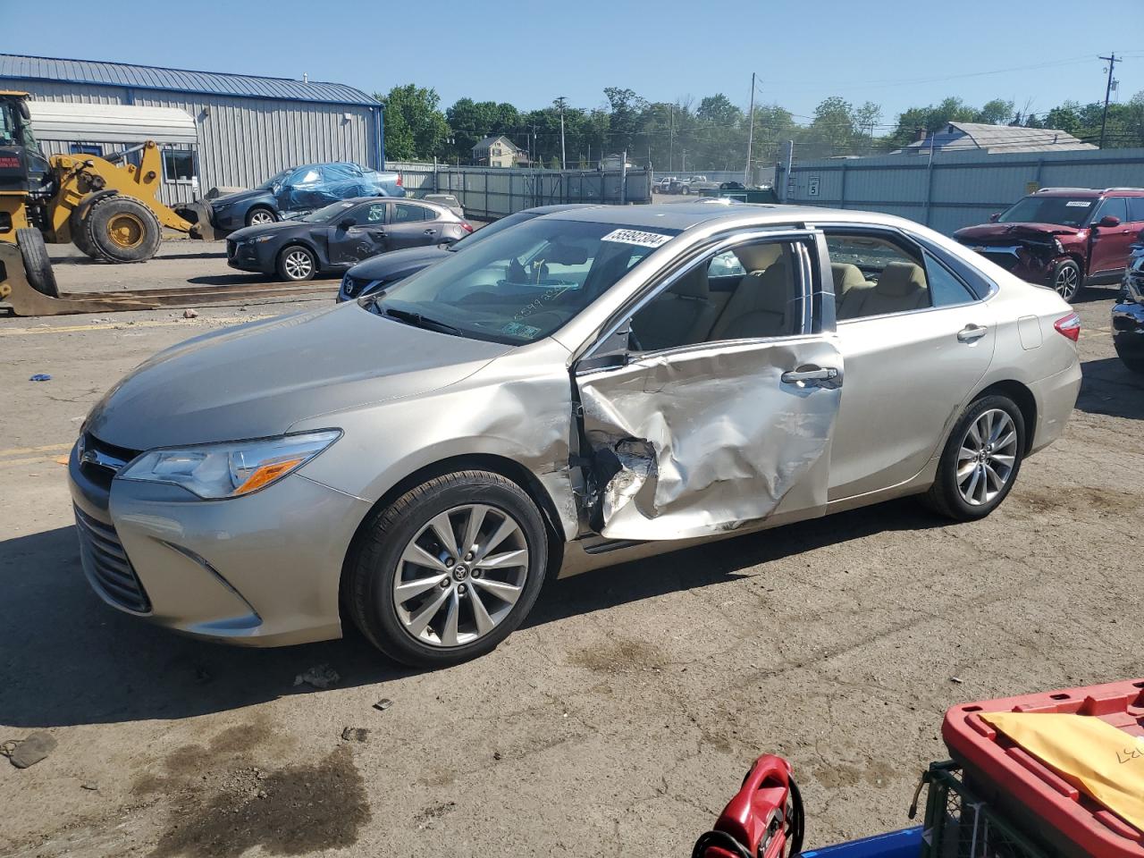 2017 TOYOTA CAMRY LE