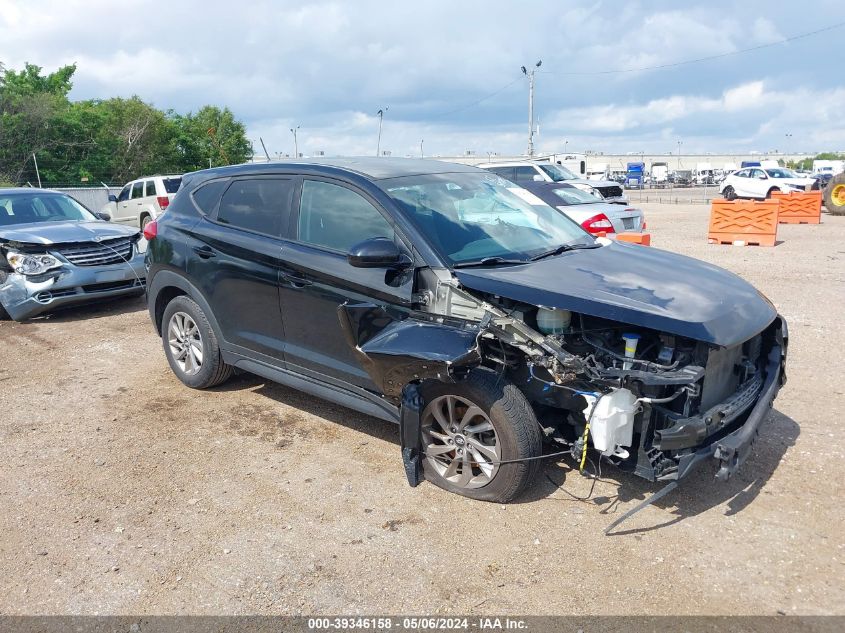 2017 HYUNDAI TUCSON SE