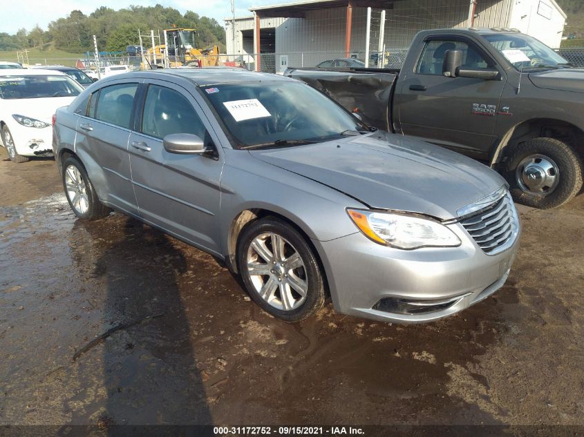 2013 CHRYSLER 200 TOURING