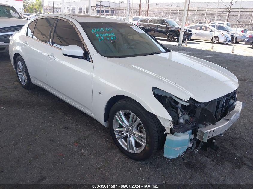 2015 INFINITI Q40