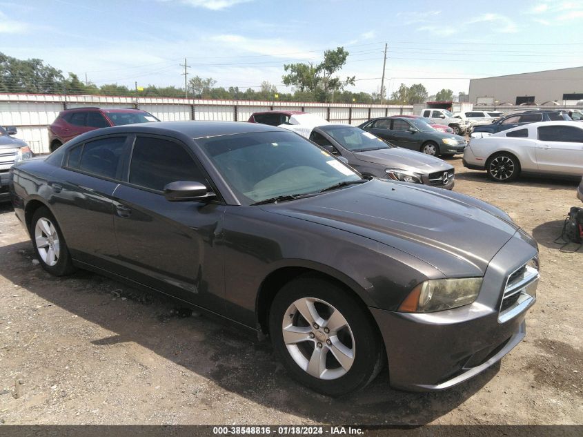 2014 DODGE CHARGER SE