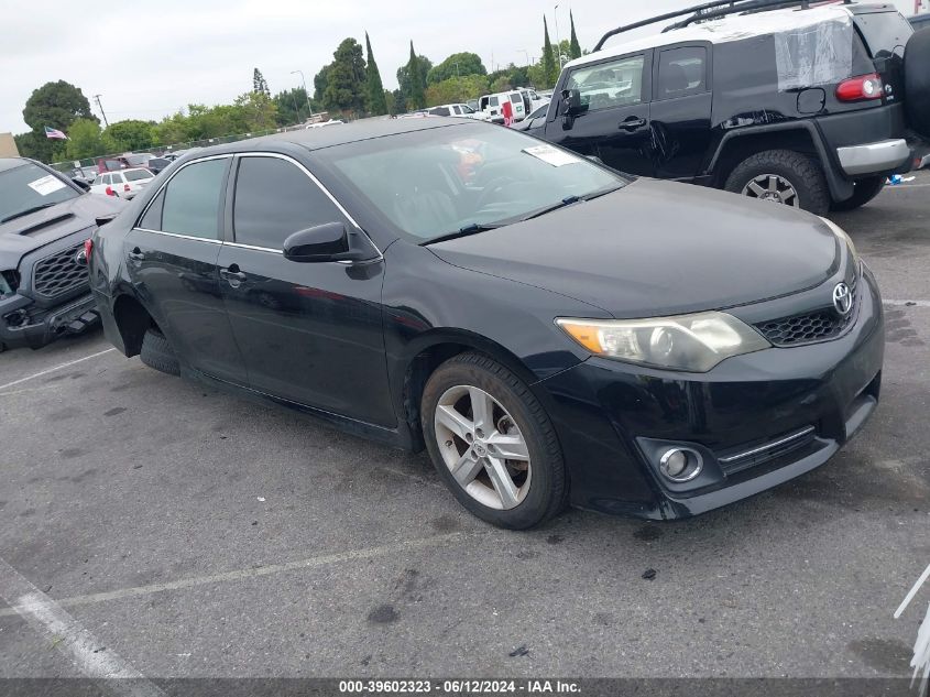 2012 TOYOTA CAMRY SE