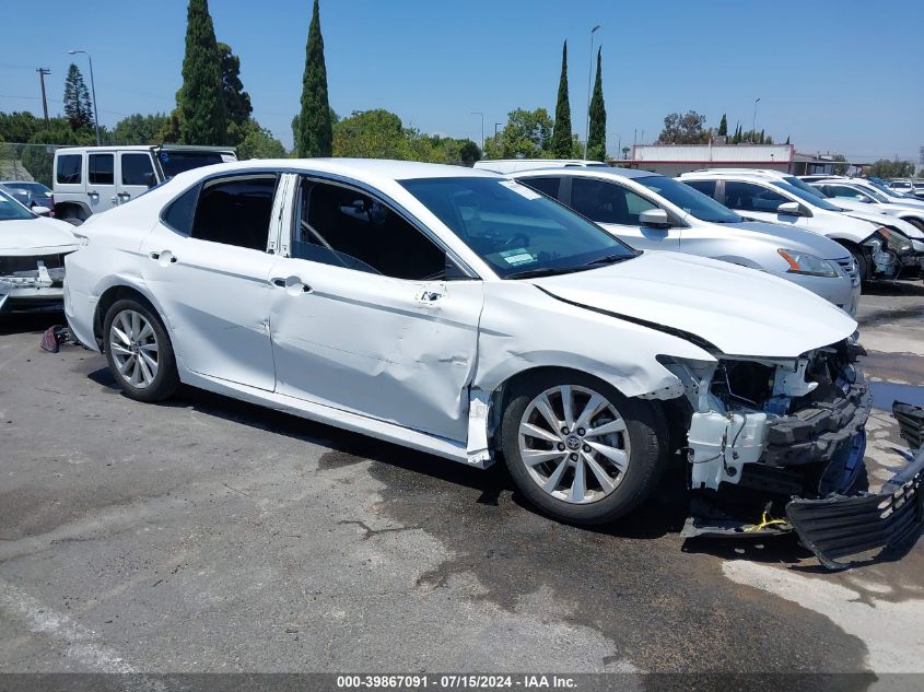 2022 TOYOTA CAMRY LE