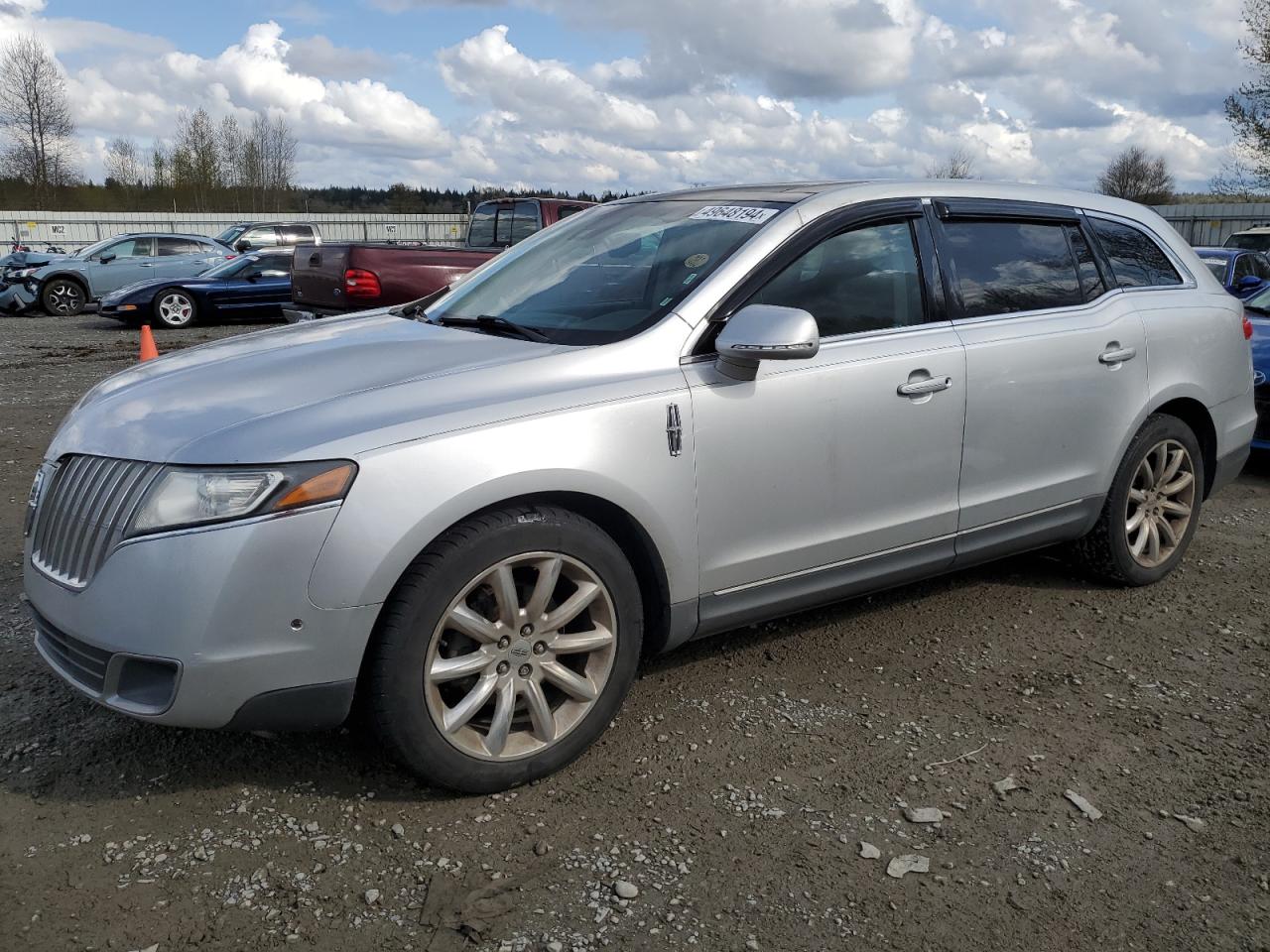 2010 LINCOLN MKT