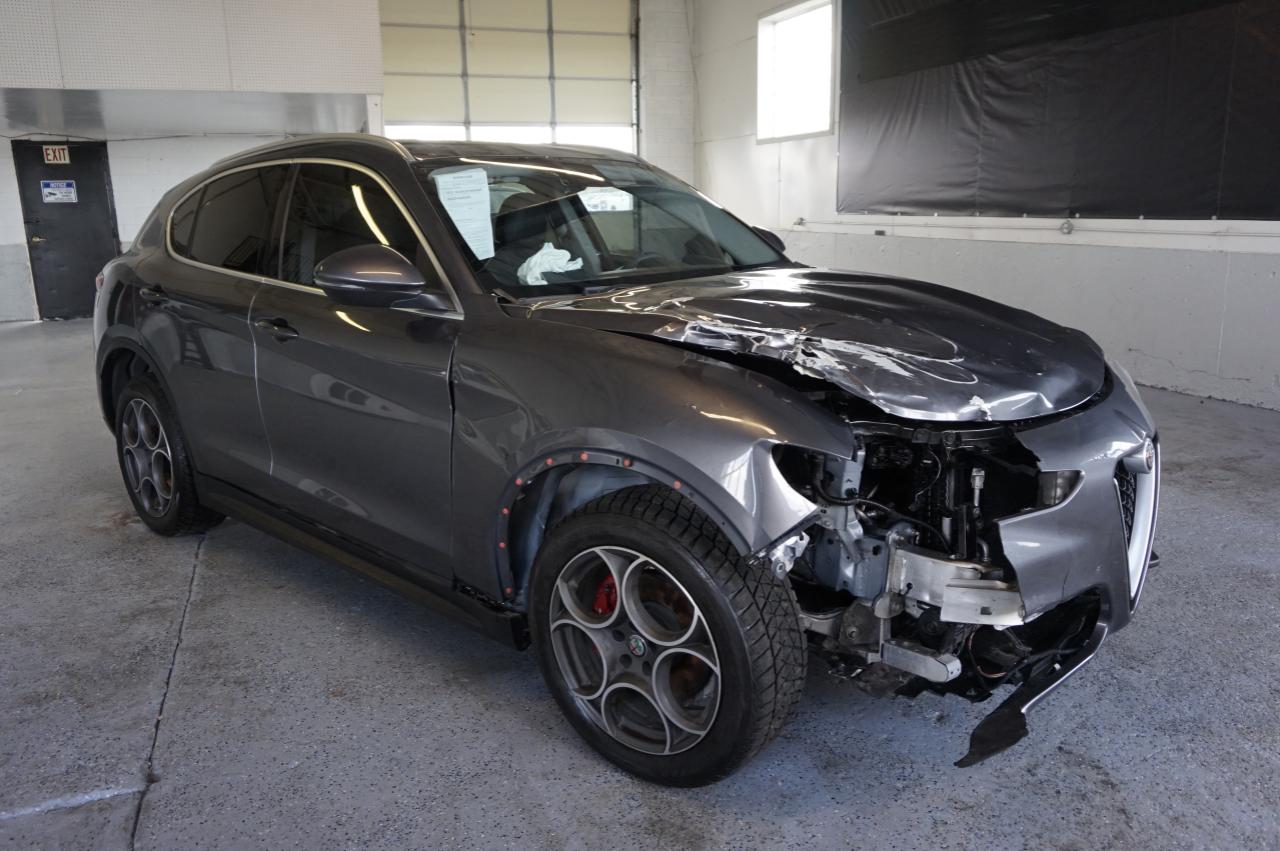 2018 ALFA ROMEO STELVIO