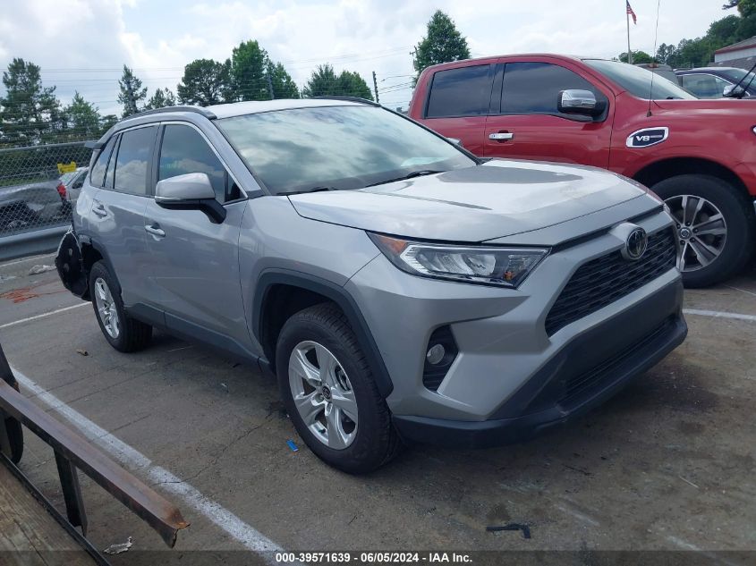 2021 TOYOTA RAV4 XLE