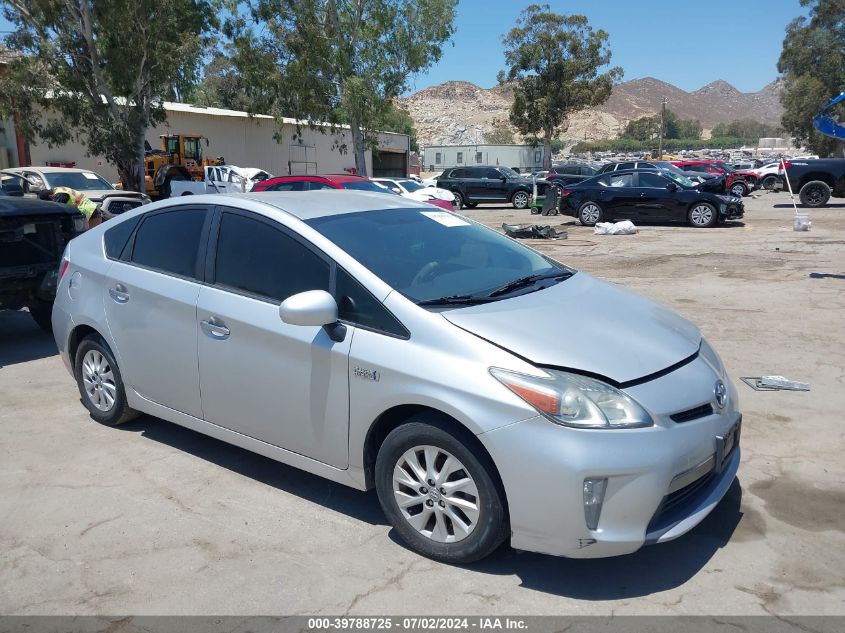 2014 TOYOTA PRIUS PLUG-IN