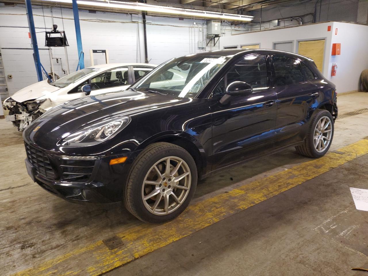 2015 PORSCHE MACAN S