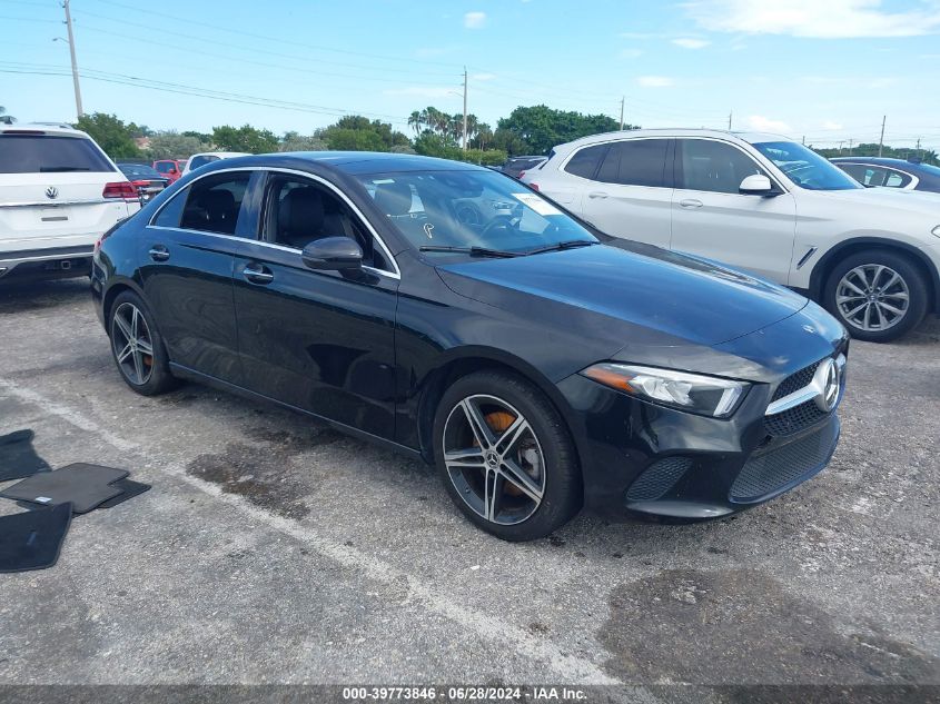 2019 MERCEDES-BENZ A 220 4MATIC