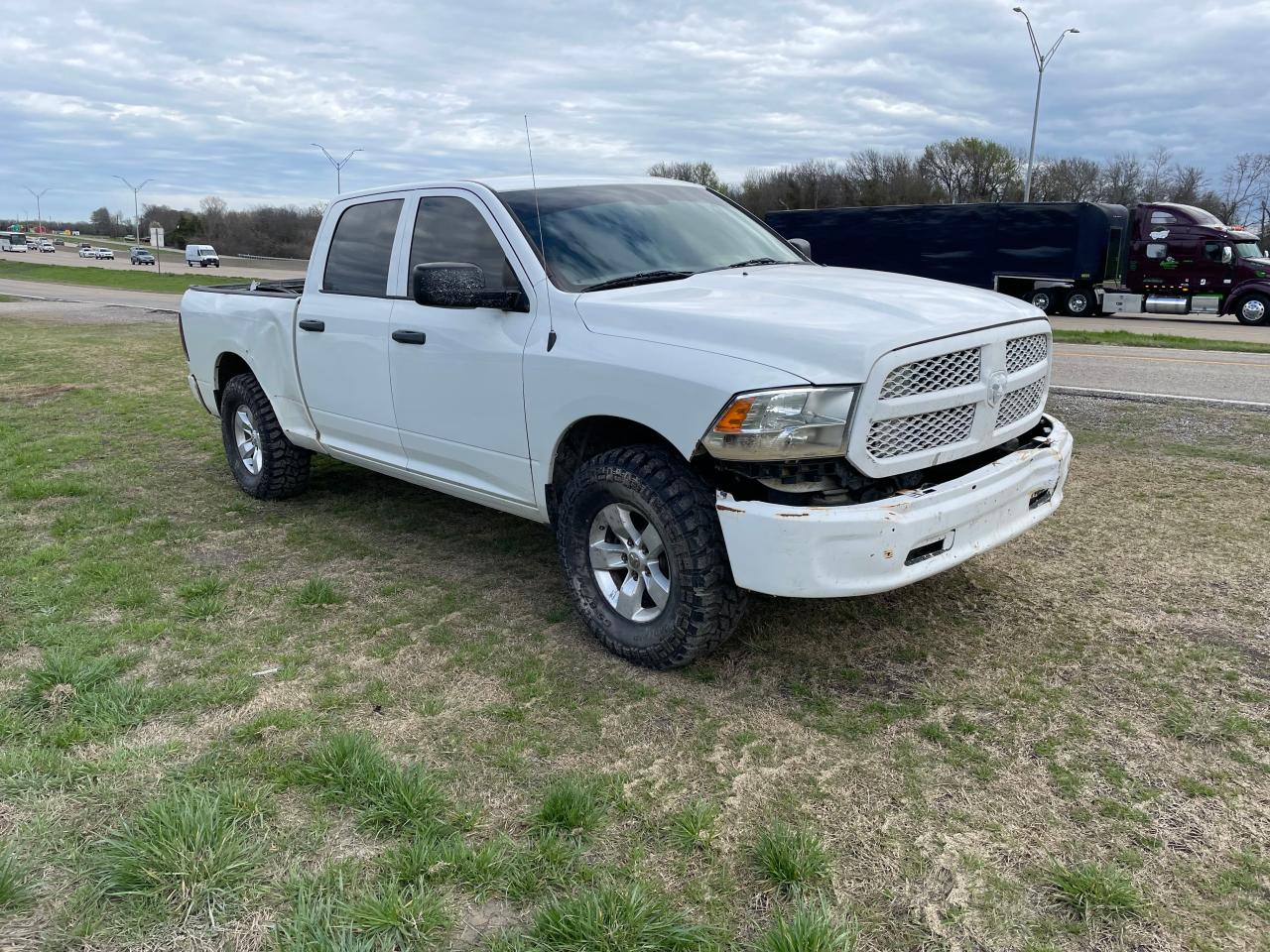 2019 RAM 1500 CLASSIC TRADESMAN