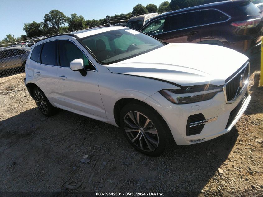 2022 VOLVO XC60 B5 MOMENTUM