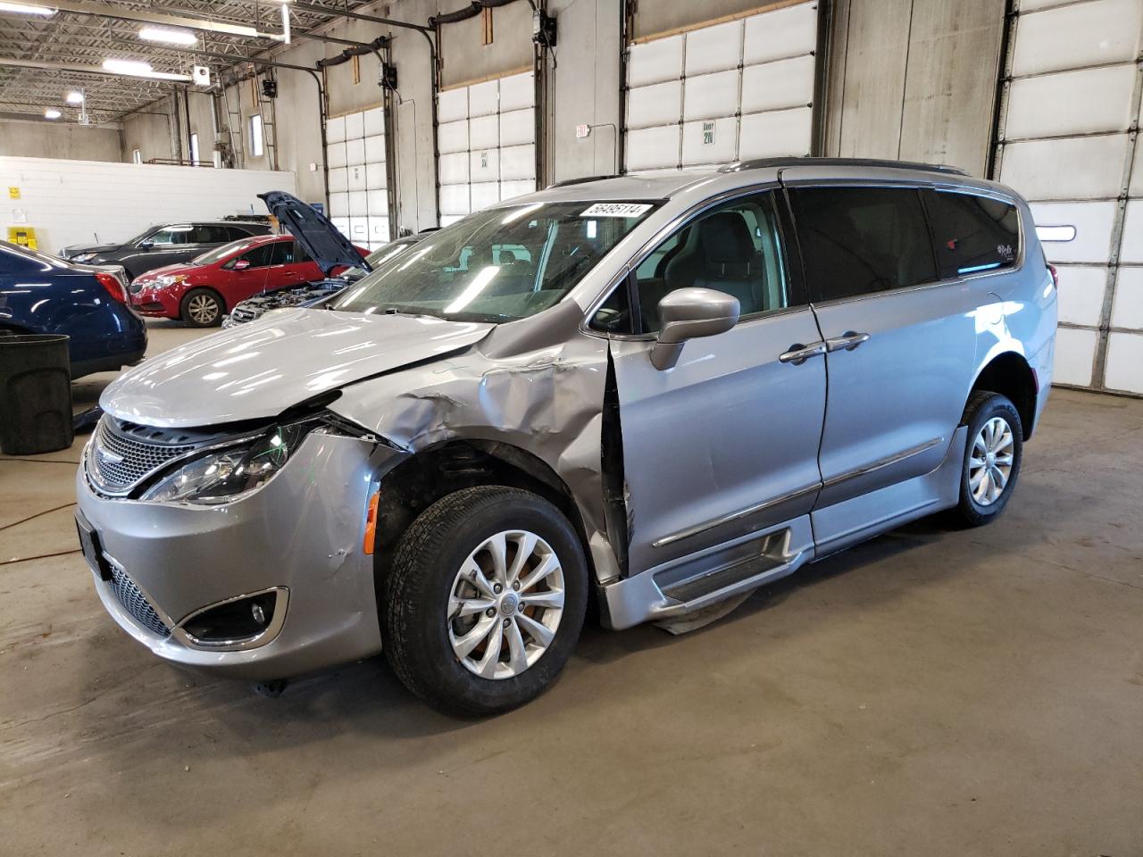 2019 CHRYSLER PACIFICA TOURING L