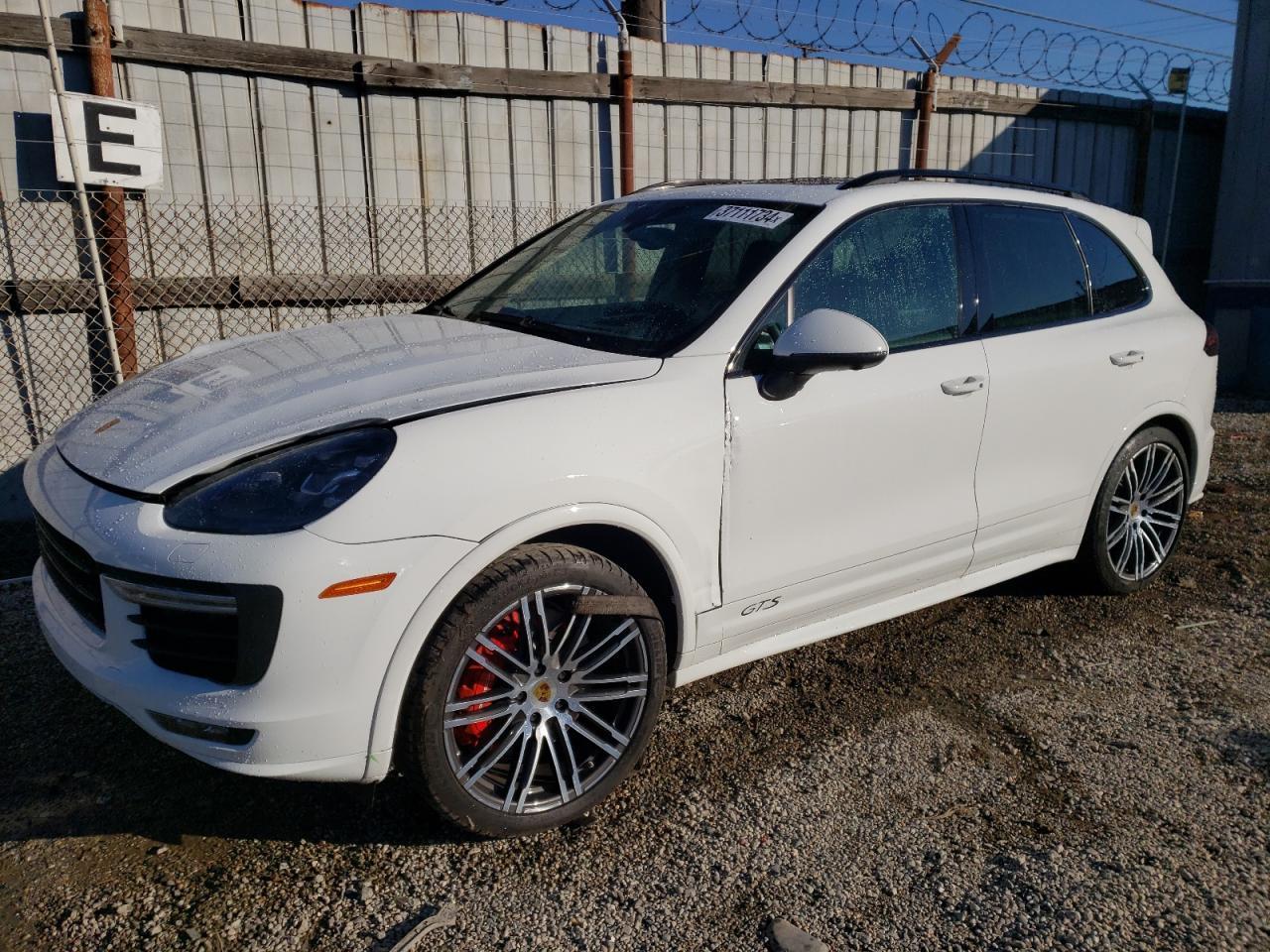 2016 PORSCHE CAYENNE GTS