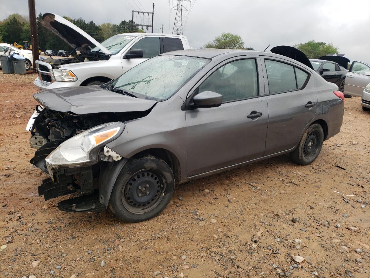 2016 NISSAN VERSA S