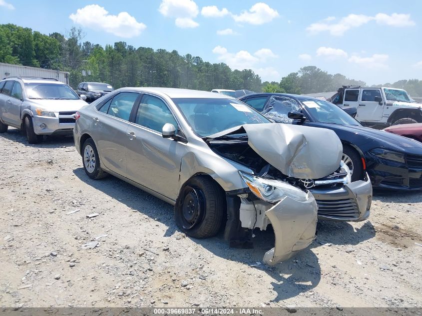 2015 TOYOTA CAMRY LE