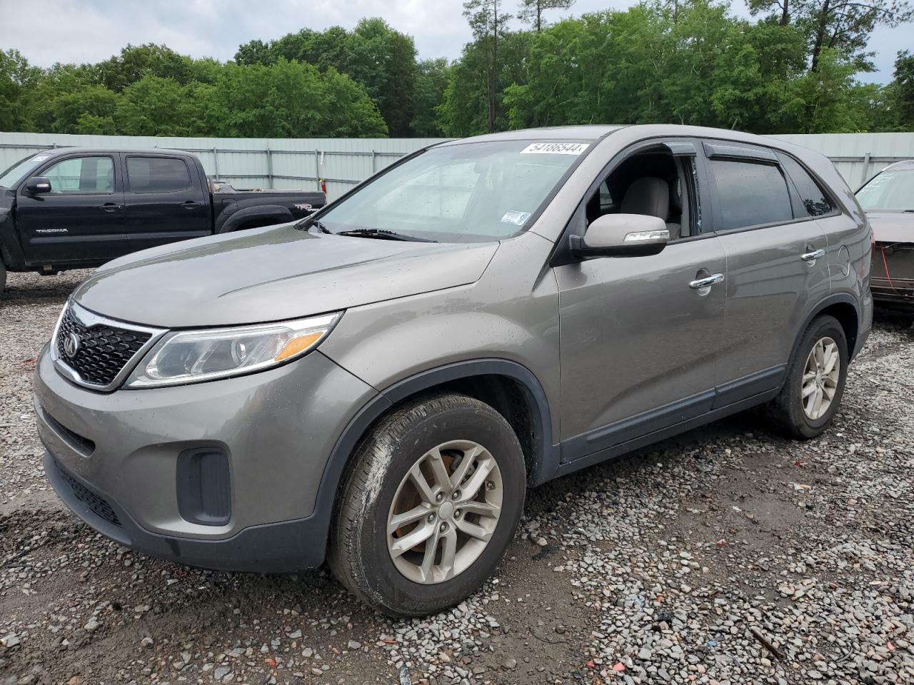 2015 KIA SORENTO LX