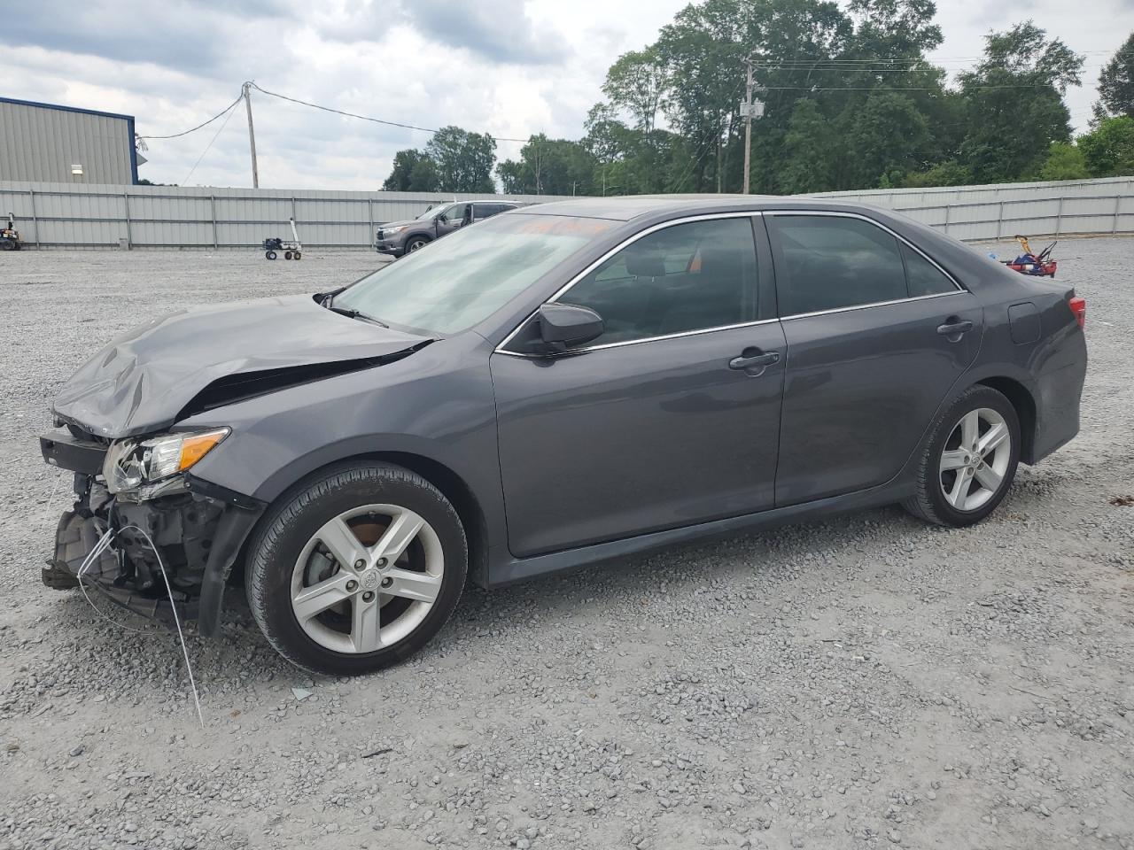 2014 TOYOTA CAMRY L