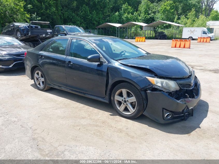 2013 TOYOTA CAMRY SE