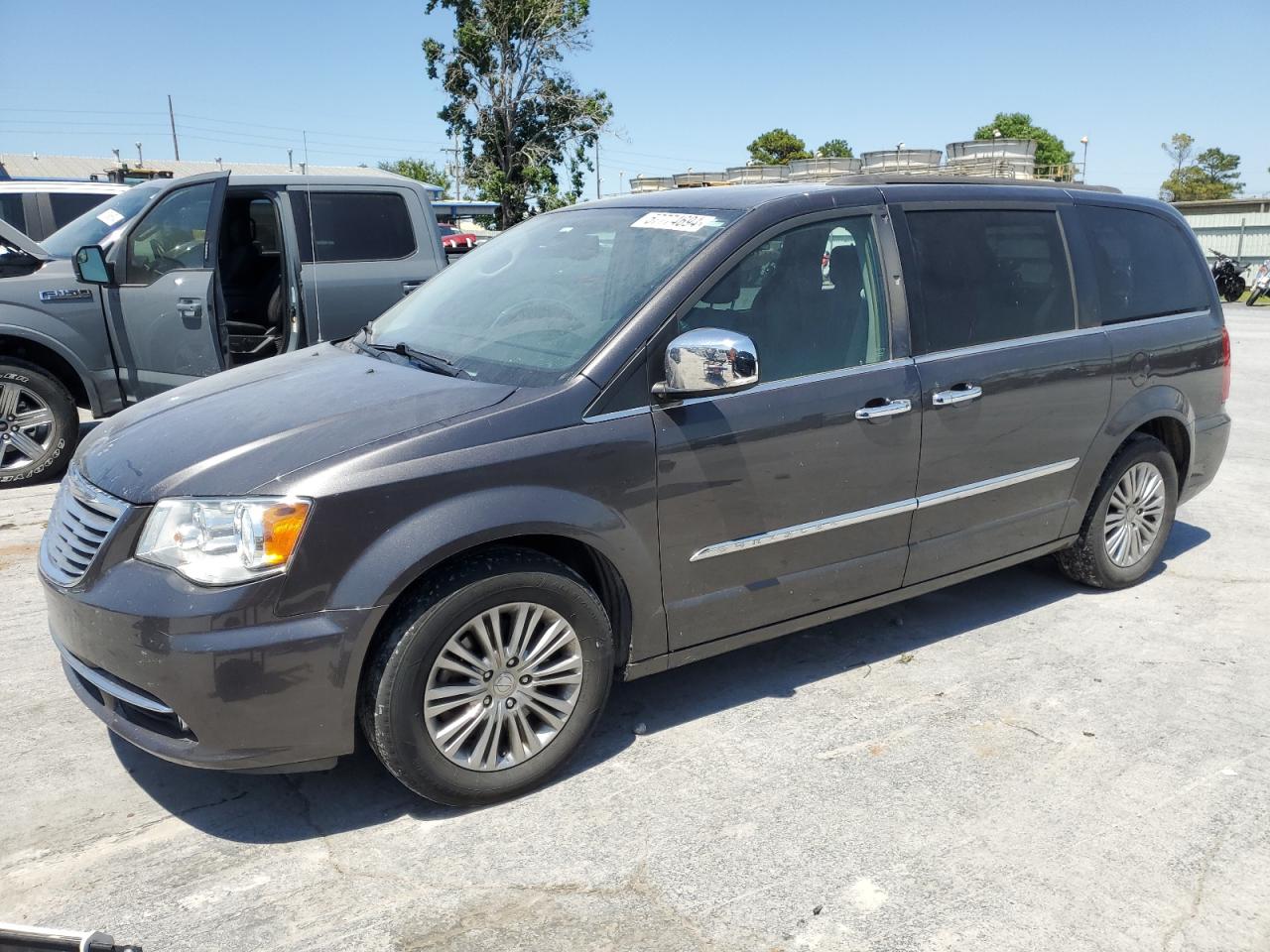 2016 CHRYSLER TOWN & COUNTRY TOURING L