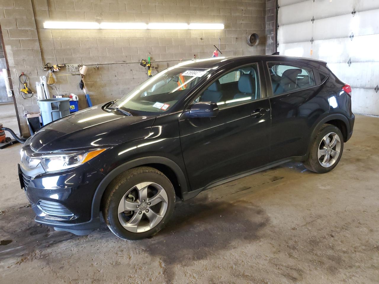 2020 HONDA HR-V LX