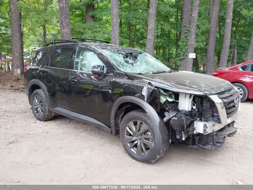 2024 NISSAN PATHFINDER SV FWD