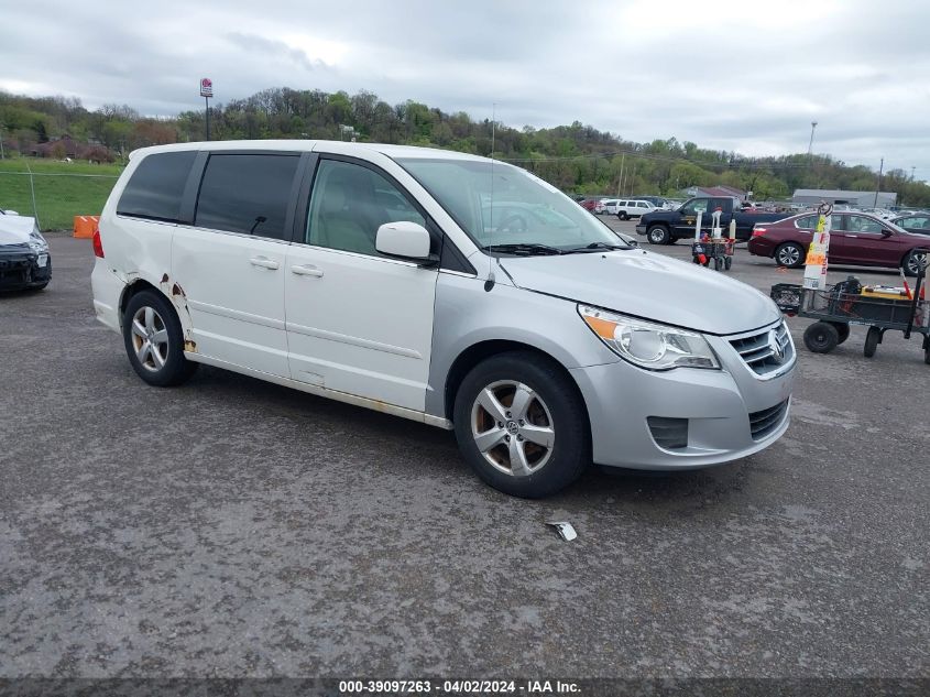 2010 VOLKSWAGEN ROUTAN SE