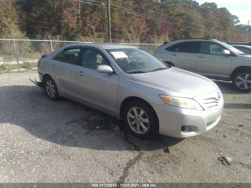 2011 TOYOTA CAMRY LE