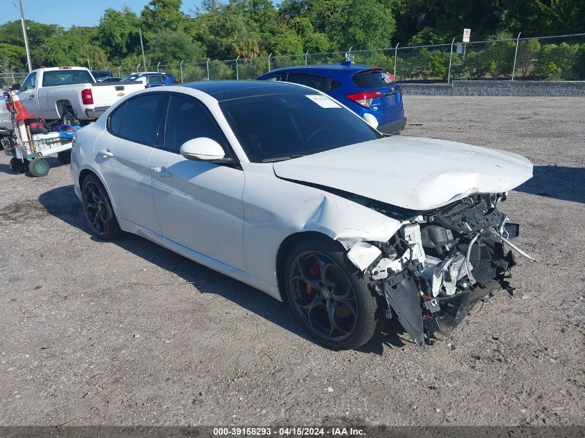 2017 ALFA ROMEO GIULIA TI RWD