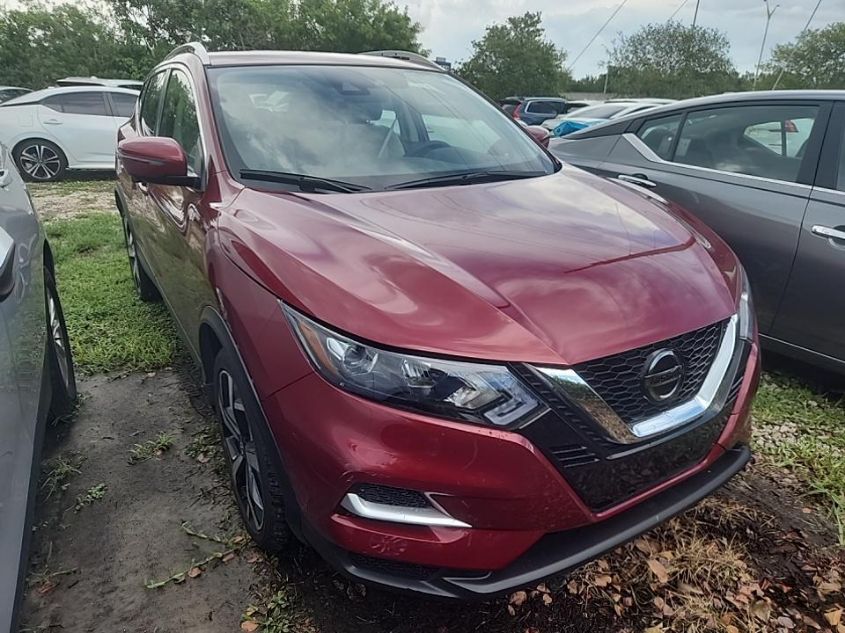 2022 NISSAN ROGUE SPORT SL