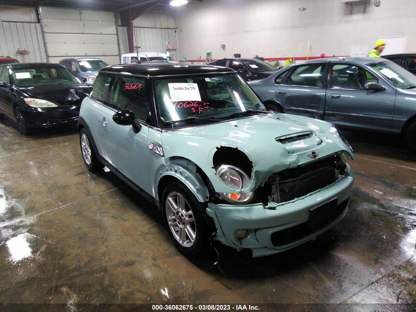 2011 MINI COOPER S