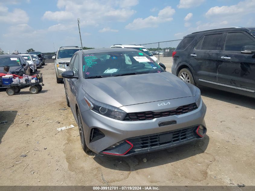 2023 KIA FORTE GT LINE