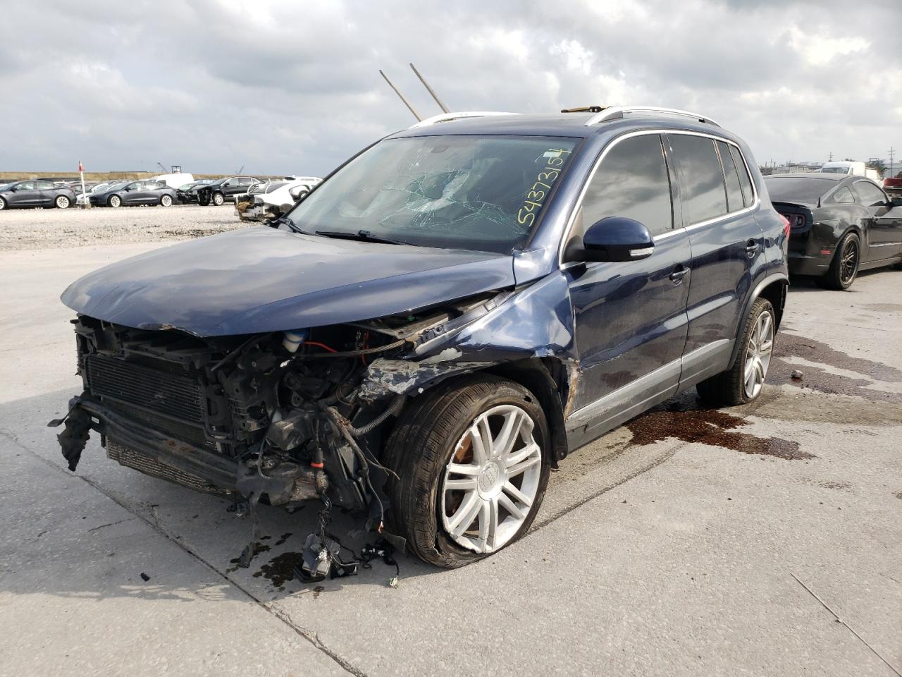 2012 VOLKSWAGEN TIGUAN S