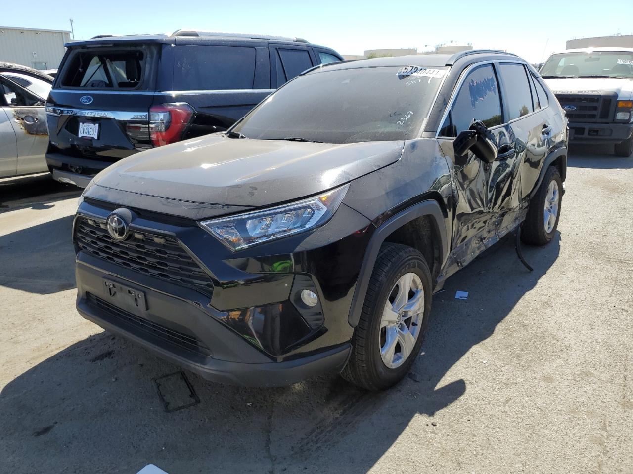 2021 TOYOTA RAV4 XLE