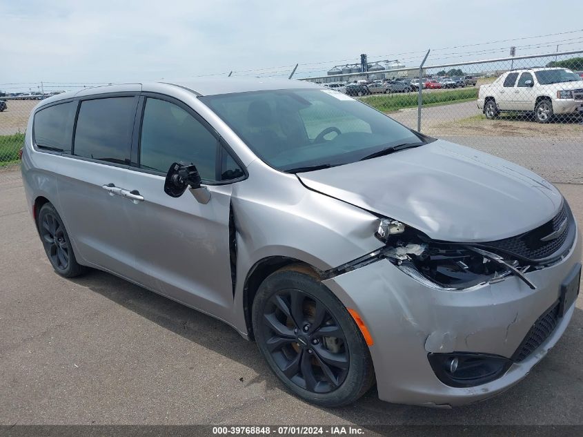 2018 CHRYSLER PACIFICA TOURING PLUS