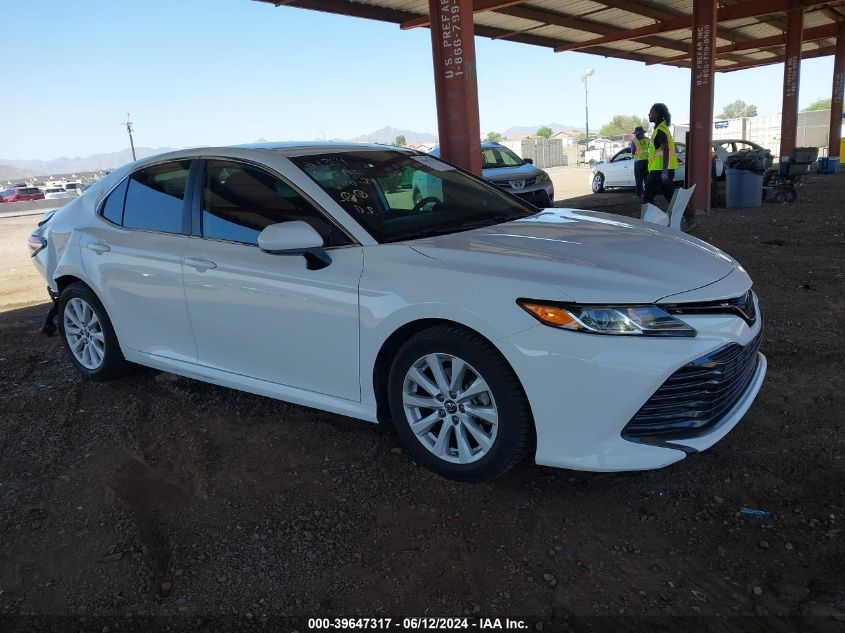 2019 TOYOTA CAMRY LE