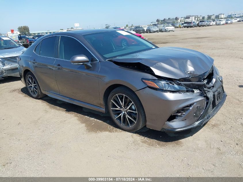 2024 TOYOTA CAMRY HYBRID SE