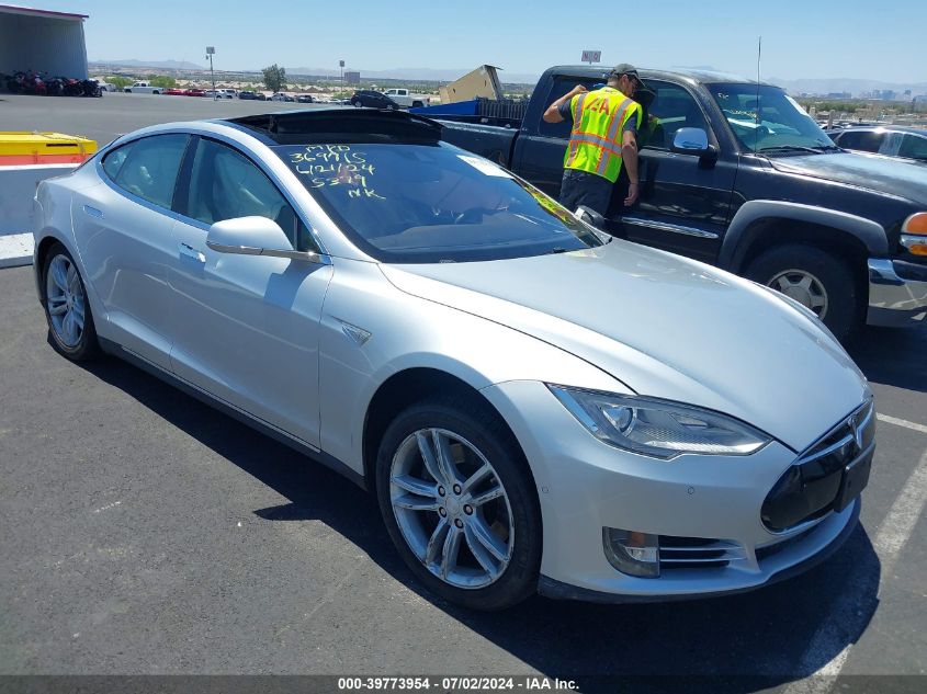 2015 TESLA MODEL S 85