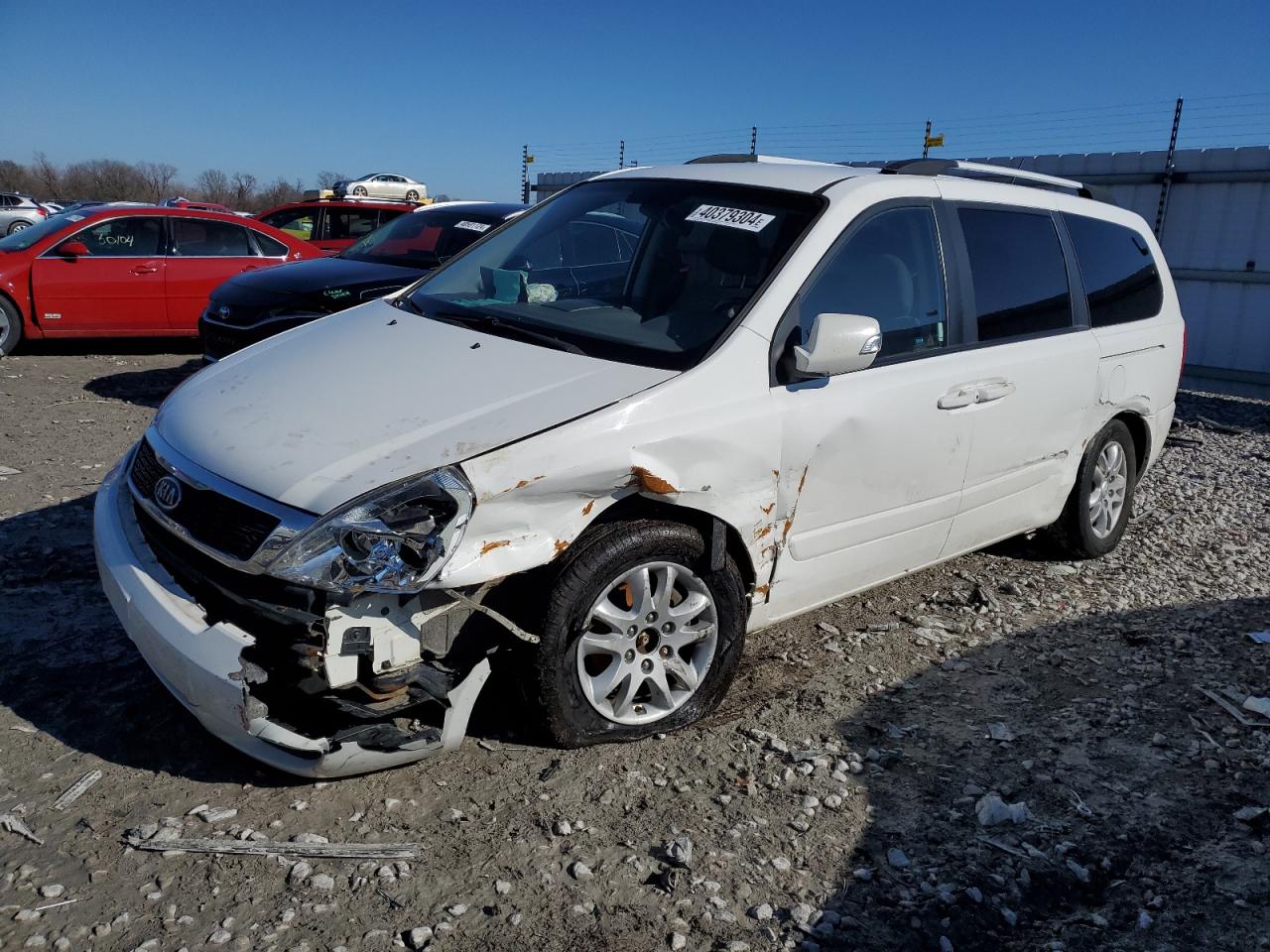 2011 KIA SEDONA LX