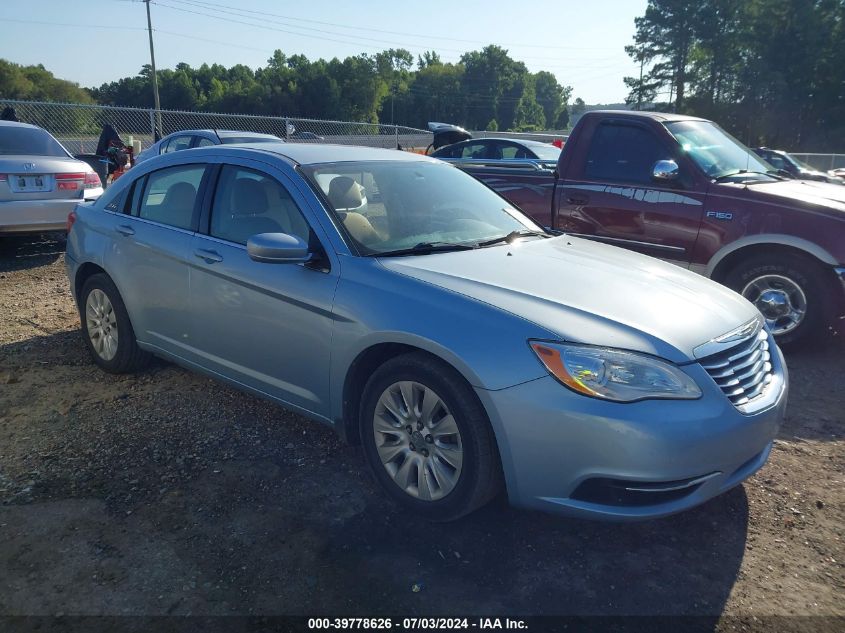 2013 CHRYSLER 200 LX